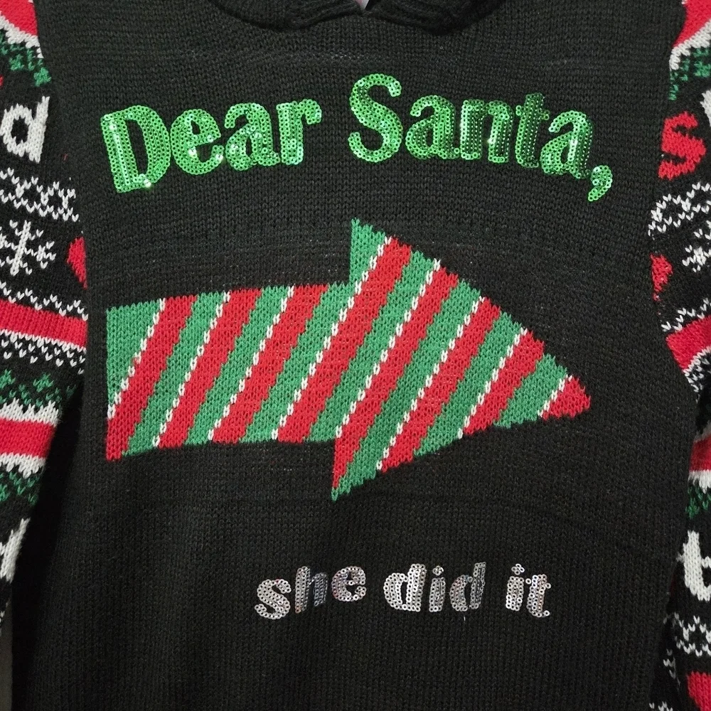 NO BOUNDARIES “Santa She Did It” Christmas Sweater Medium - Picture 7 of 8